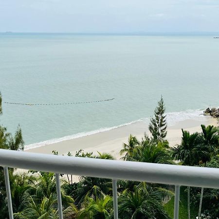 Paradise By The Sea In Penang By Veron At Rainbow Paradise Танджунг Бунга Екстериор снимка